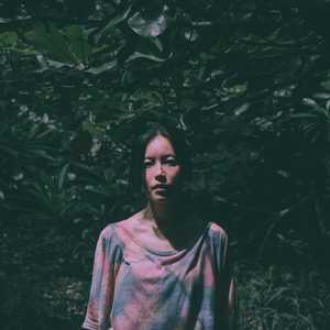 阿姨给你打脚枪
